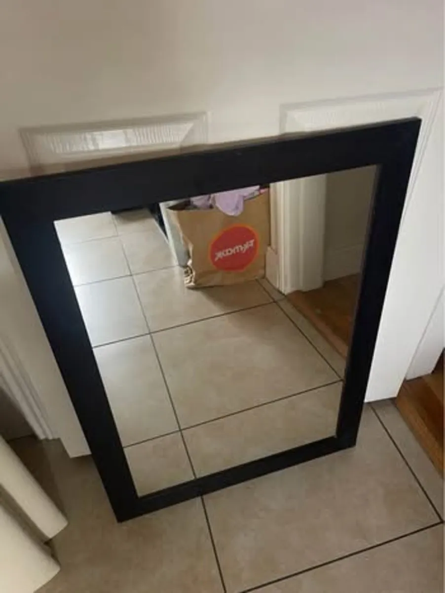 Wall mirror - Image 1