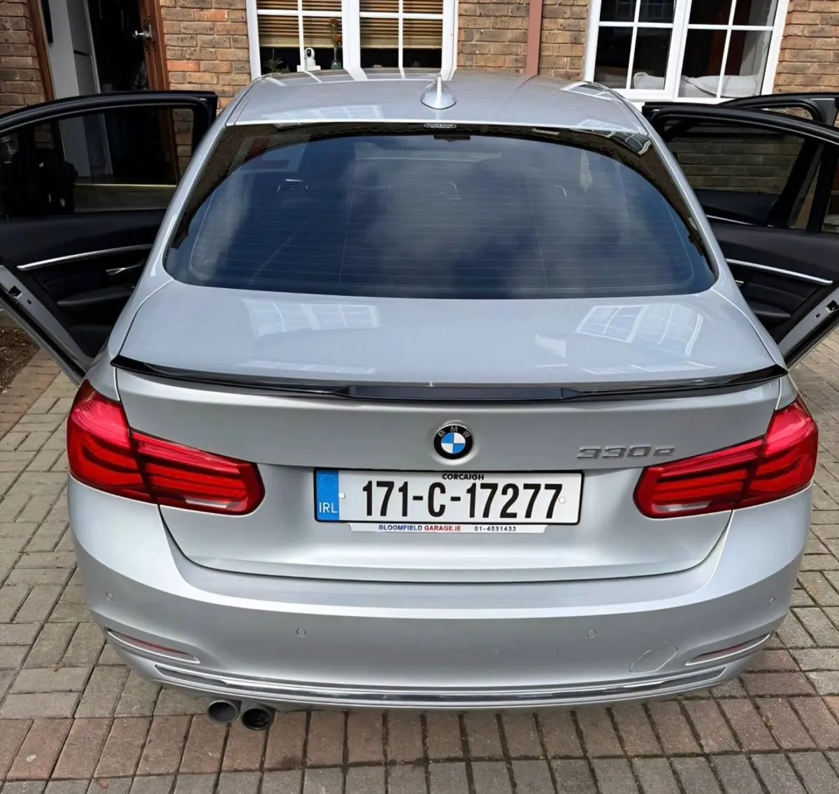 BMW 330 e drive - Image 3