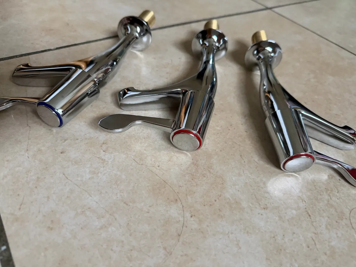 Bathroom taps - Image 2