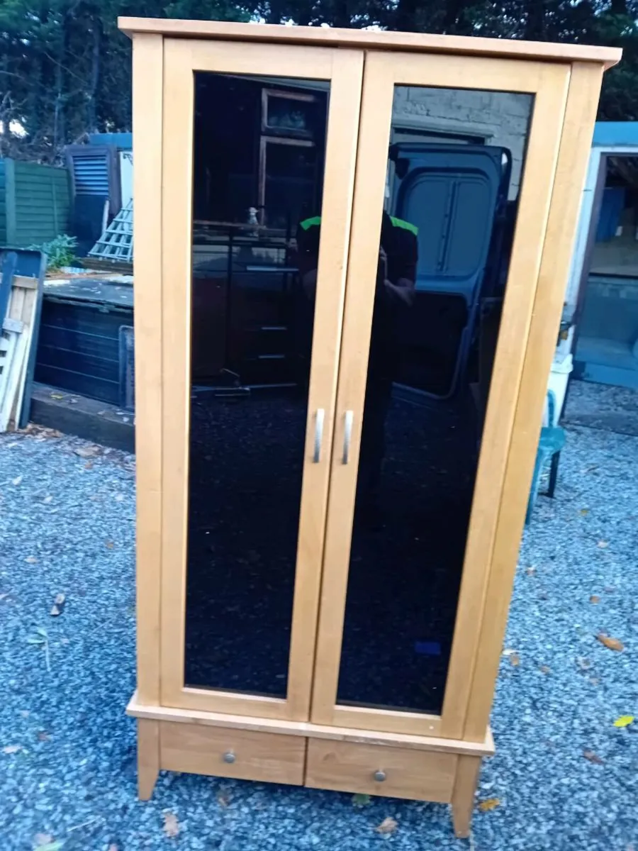 Two wardrobes. - Image 4