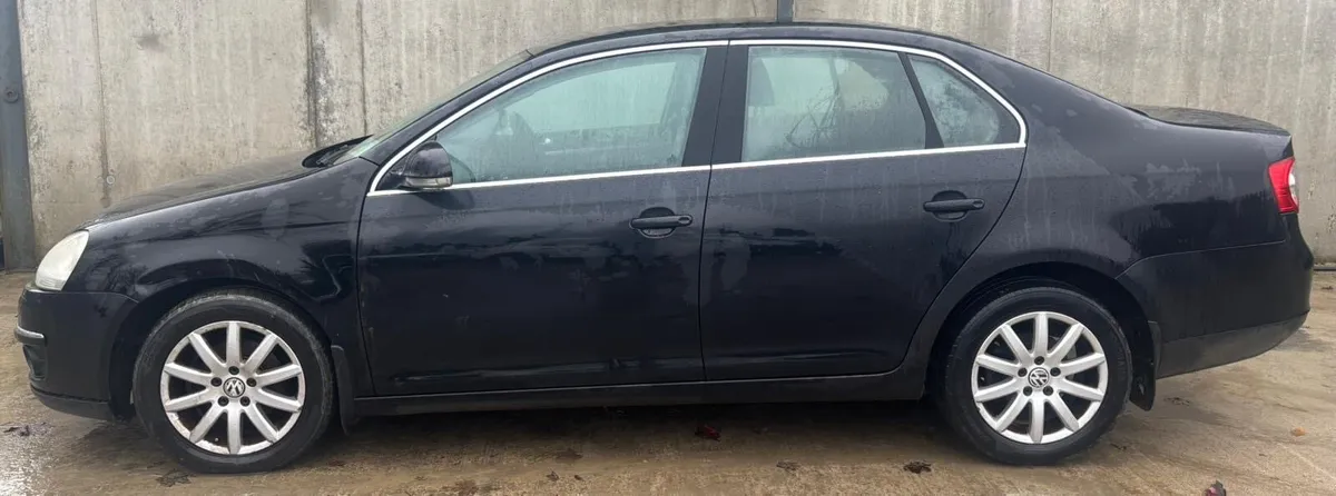 2009 VW Jetta parts - Image 4