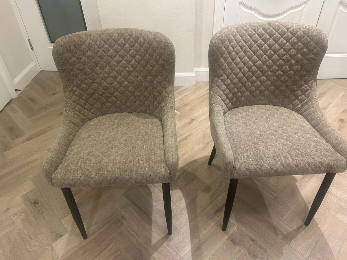Dining chairs - Image 1