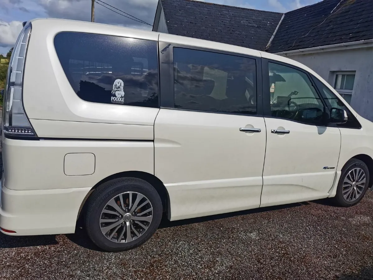 Nissan Serena 2015 - Image 4