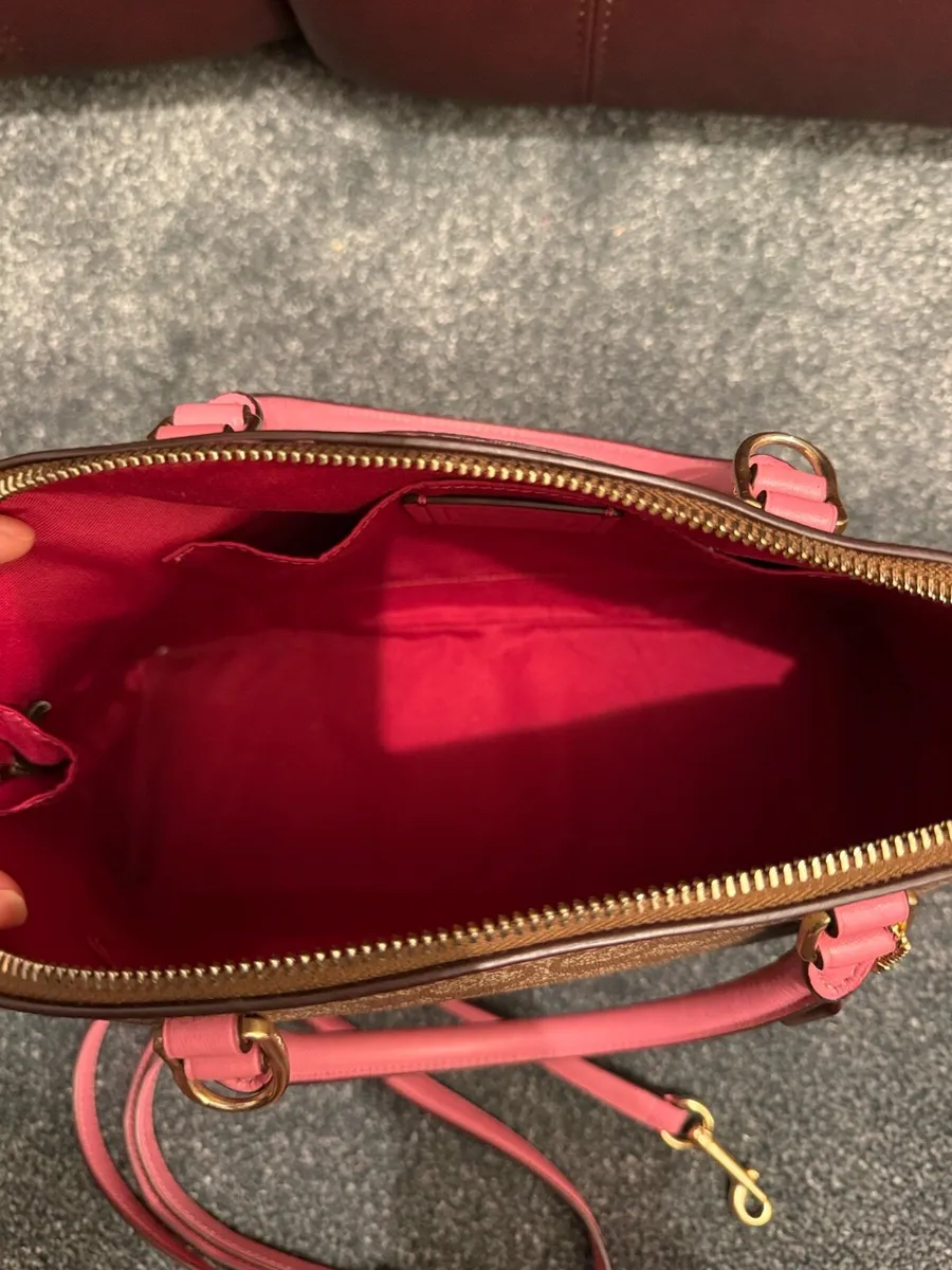 Coach handbag - Image 4