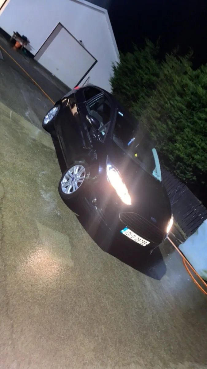 131 Ford Fiesta - Image 2