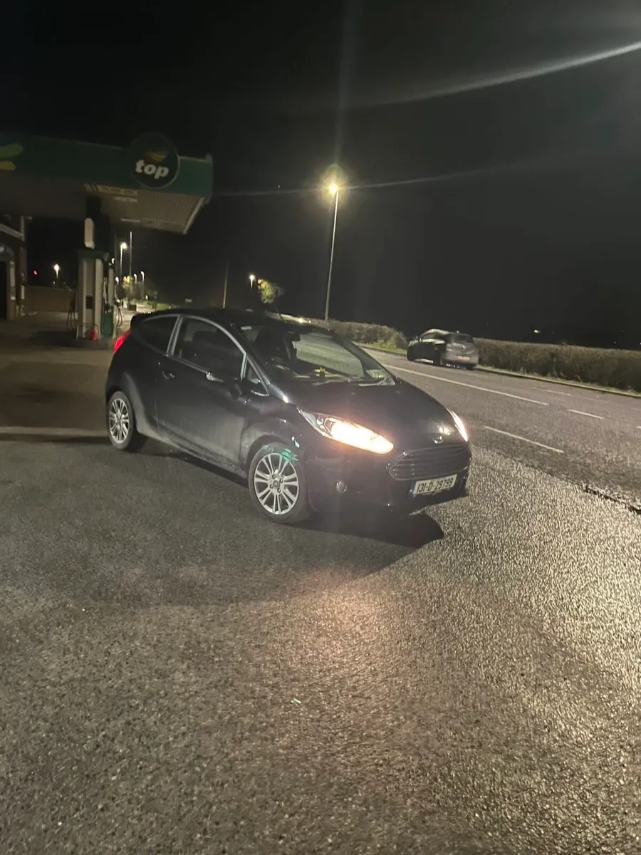 131 Ford Fiesta - Image 4