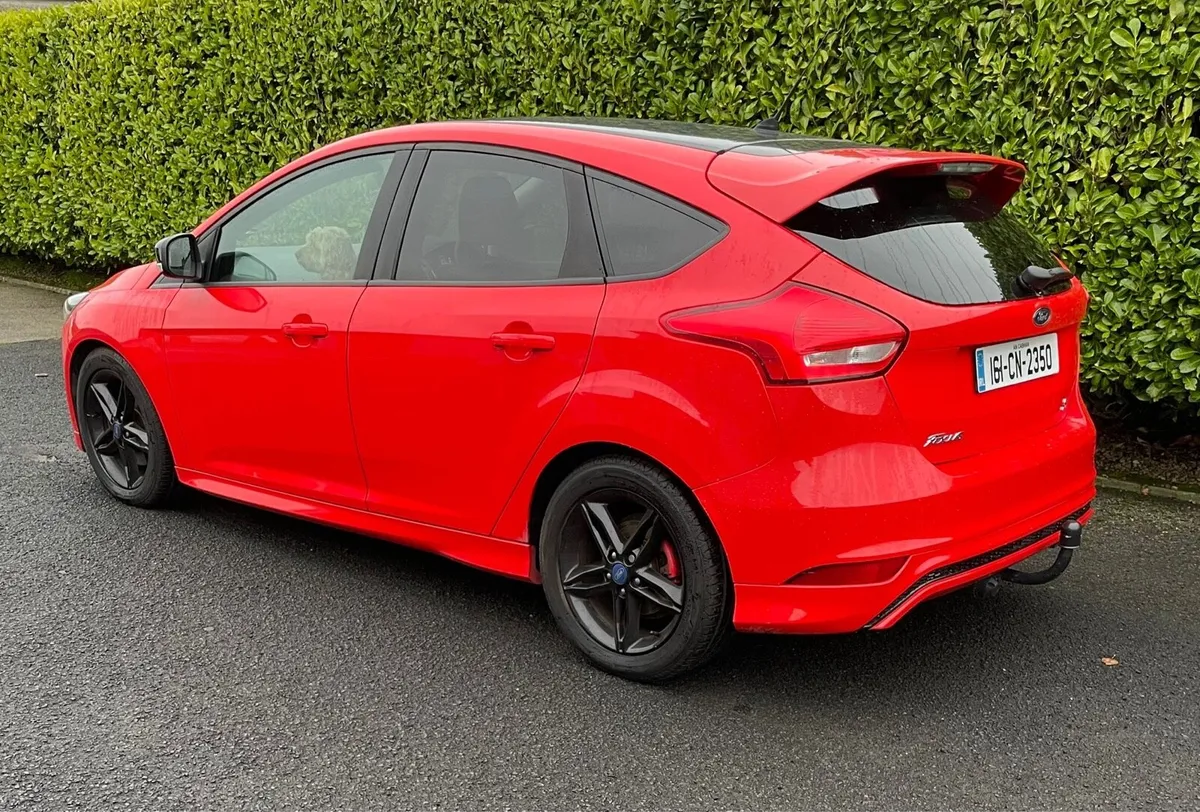 2016 Ford Focus Zetec S - Image 2