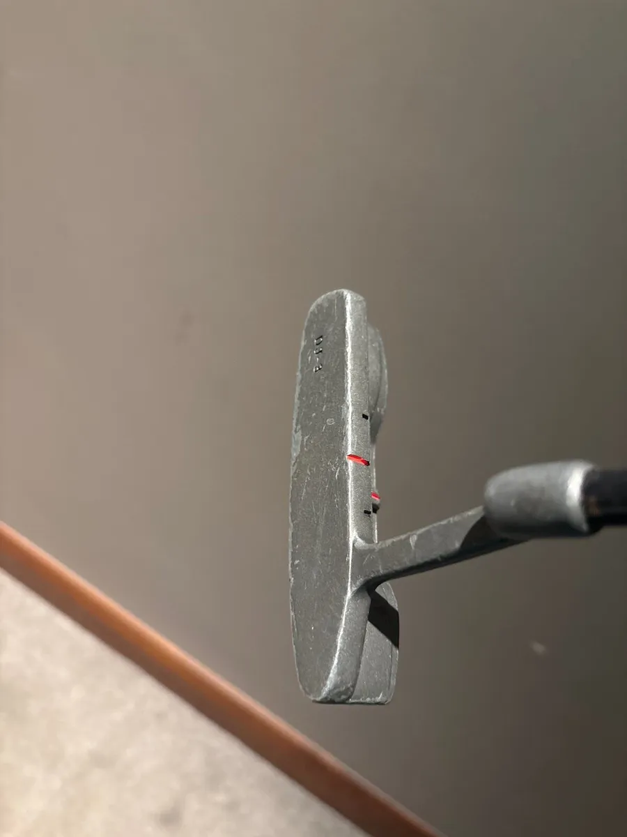 Golf Putter - Image 2