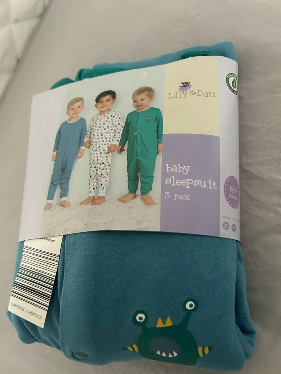 baby sleepsuit - Image 3