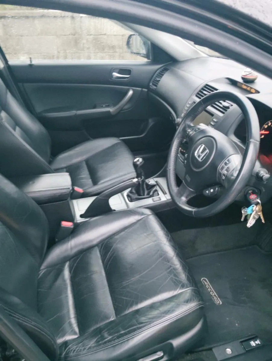 Honda accord 2008 diesel (just after NCT) - Image 3