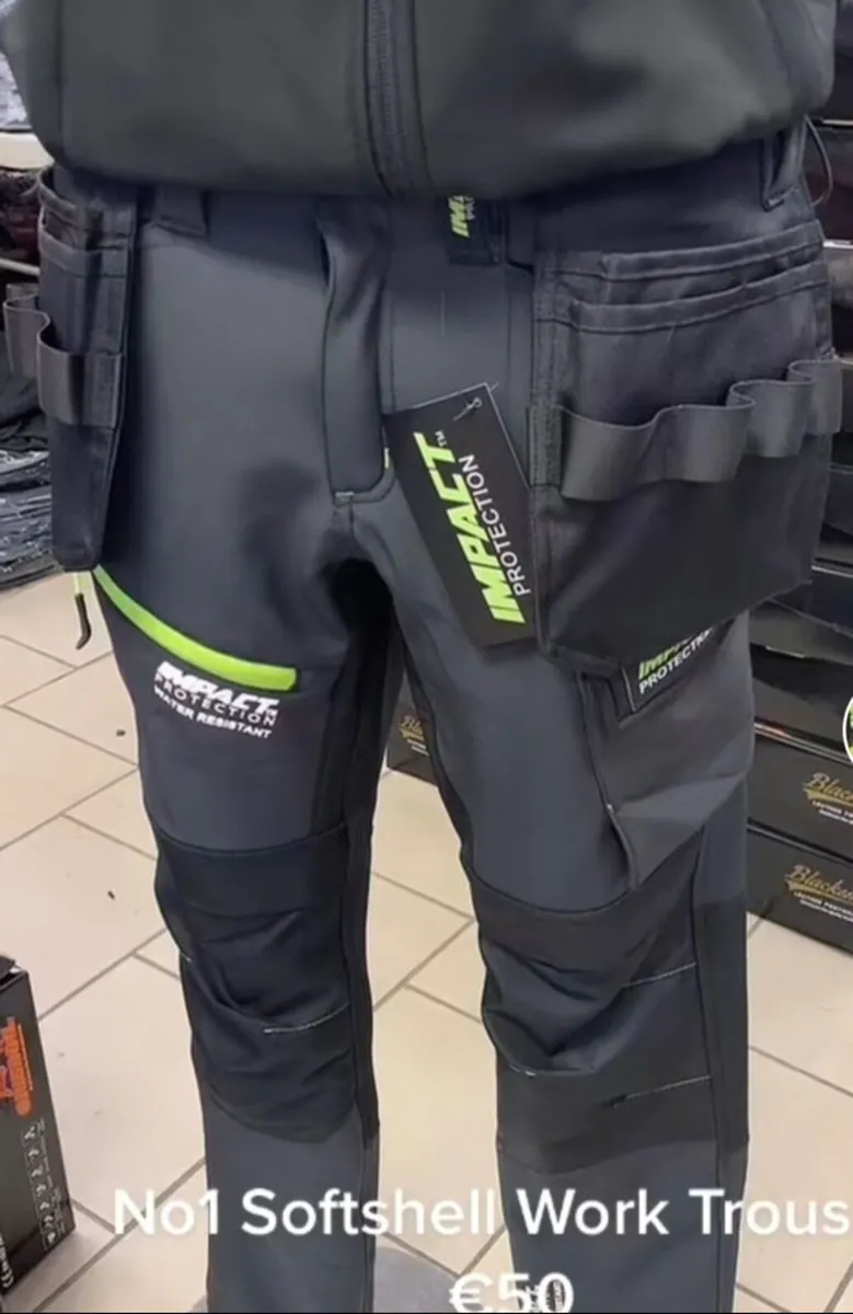 Soft shell fleece 🥶lined water resistant work - Image 1