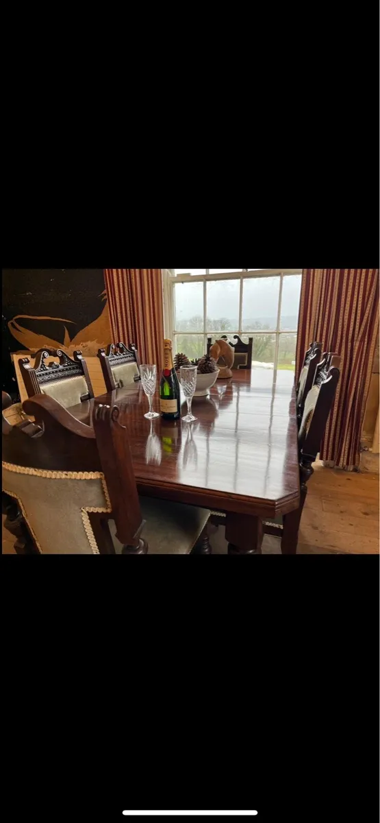 Joseph fitter table ! - Image 1