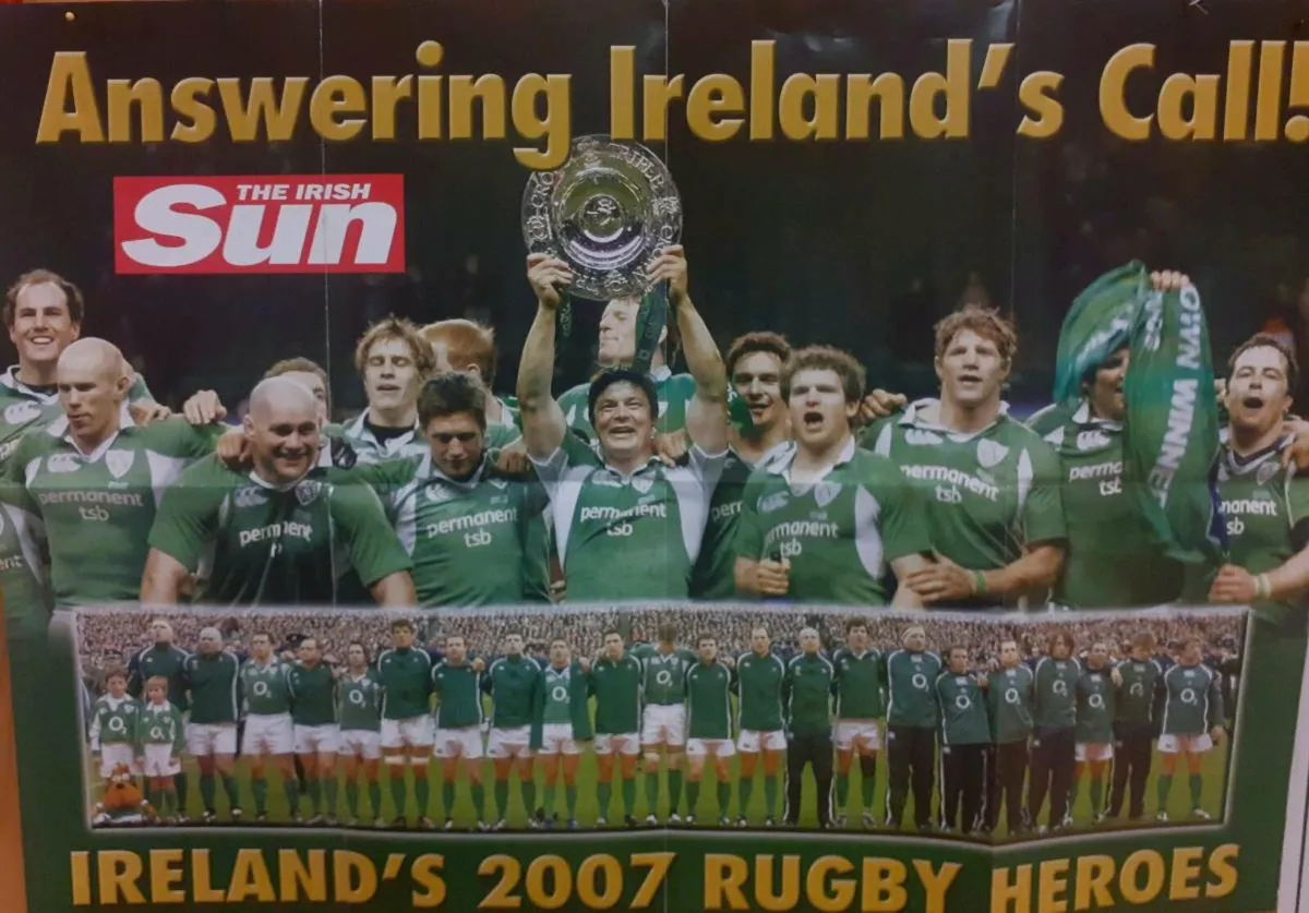 Sports memorabilia. - Image 3