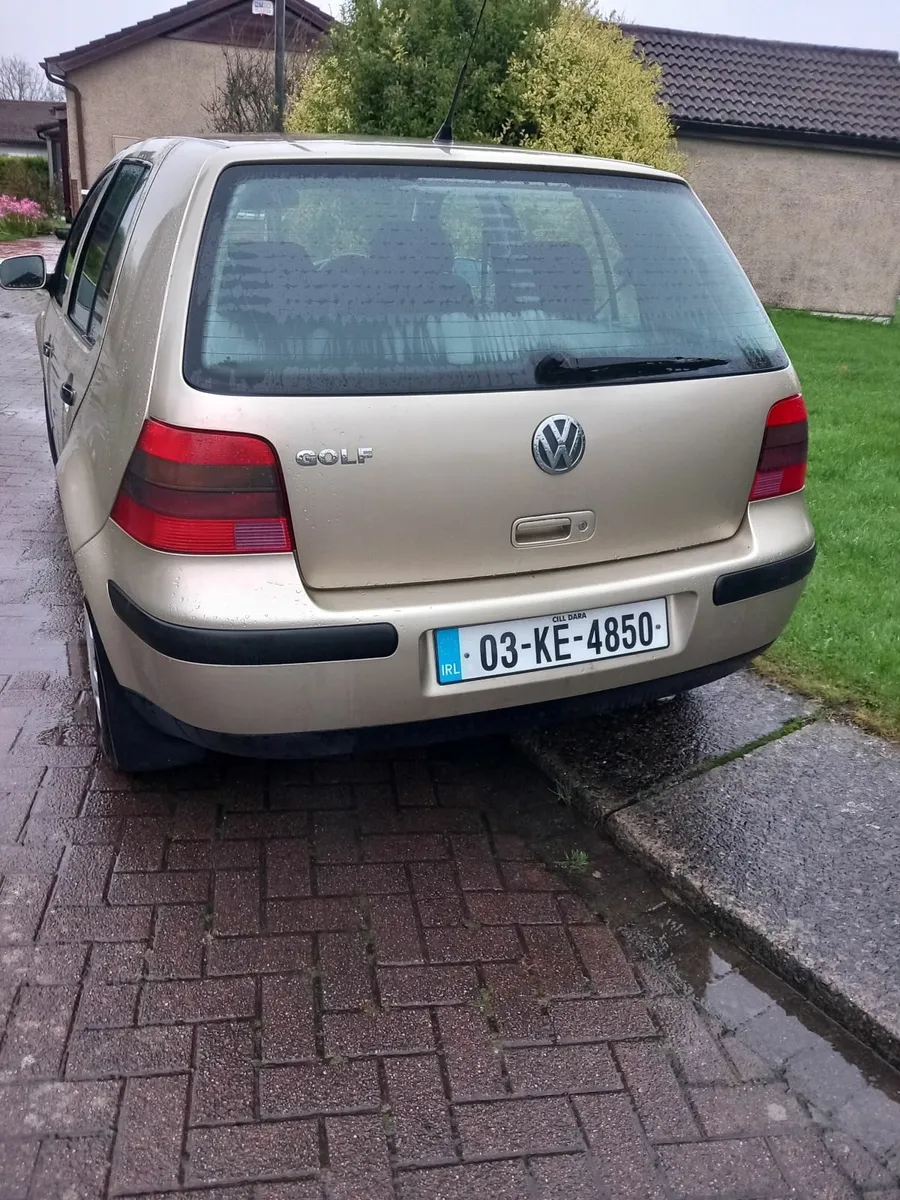 Volkswagen Golf 2003 - Image 4
