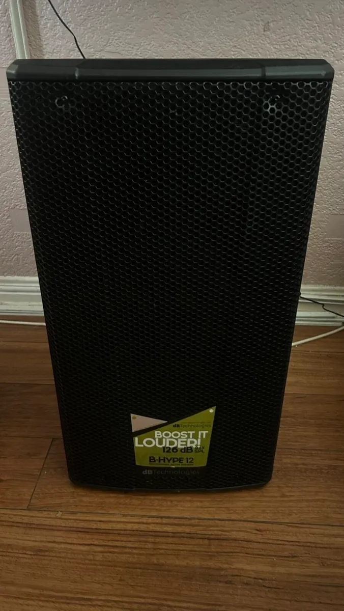 (2) dB Technologies B-Hype speakers 12 and 10 - Image 1