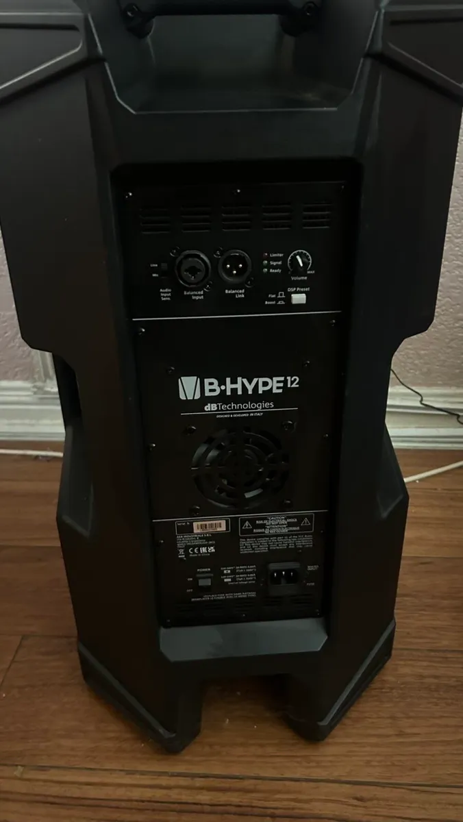 (2) dB Technologies B-Hype speakers 12 and 10 - Image 3
