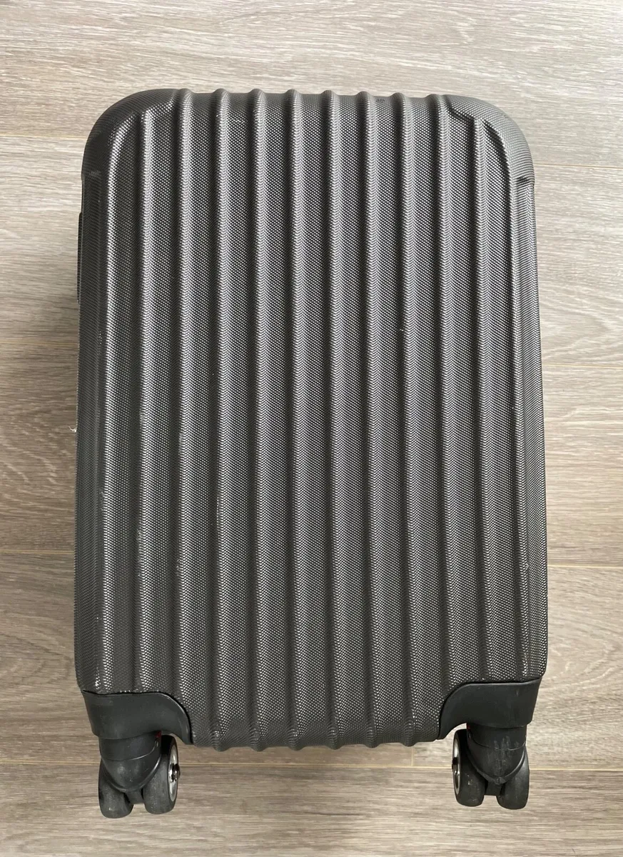 Small Cabin Suitcase - Image 4