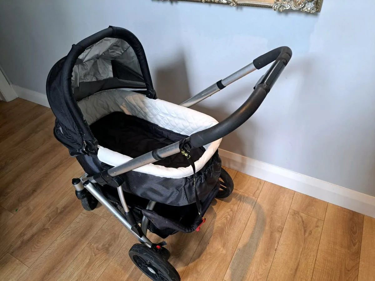 UppaBaby vista complete travel system - Image 4