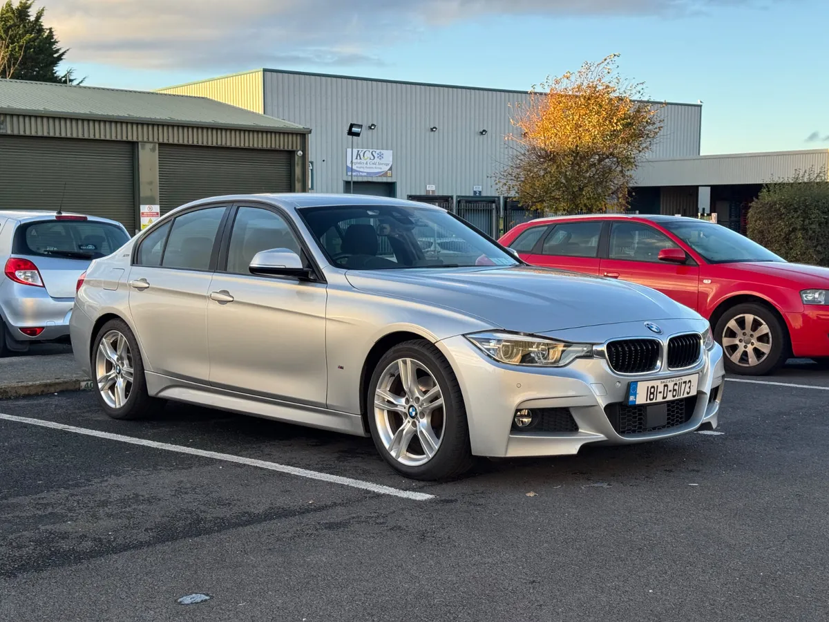 BMW 3-Series 2018 - Image 4