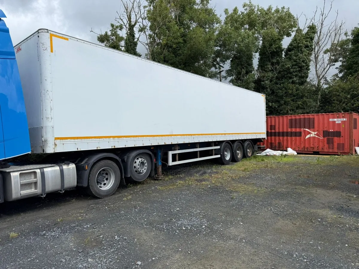 Storage box van - Image 2