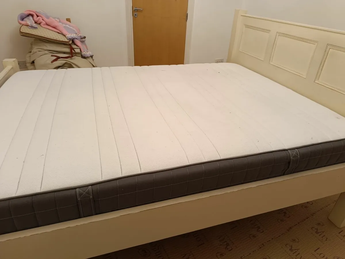 King-size mattress - Image 1