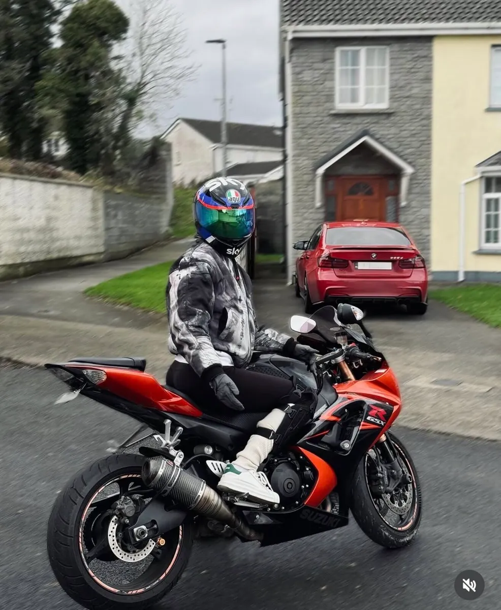 🔥Suzuki GSX-R 1000🔥 - Image 1