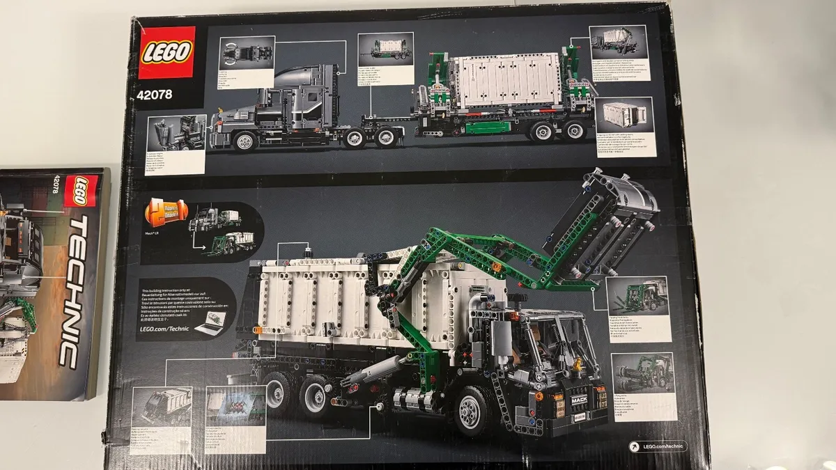 Lego truck Muck technic 42078 - Image 3