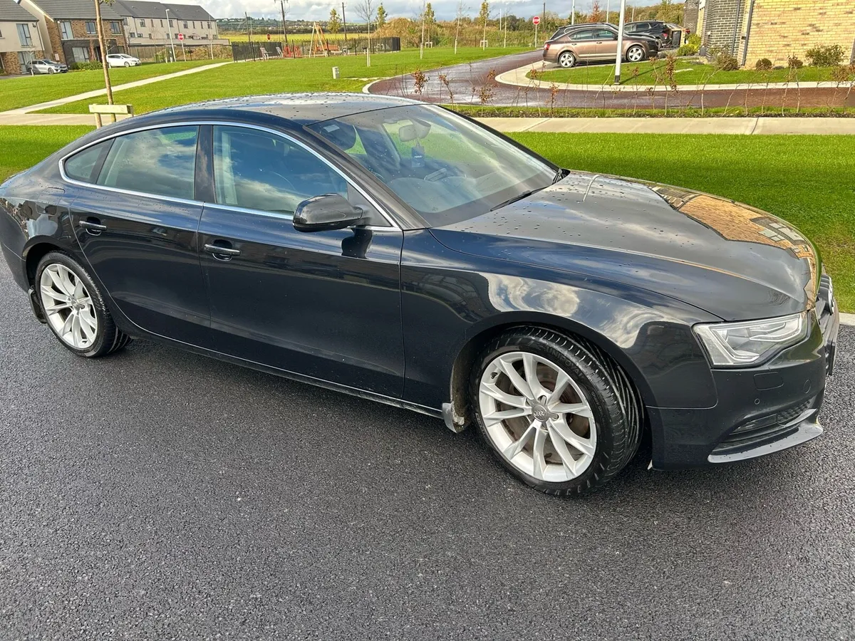 Audi A5 2012 - Image 2