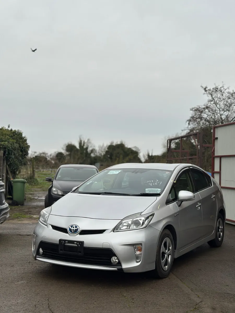 Toyota Prius 2014 1.8 Hybrid - Image 4