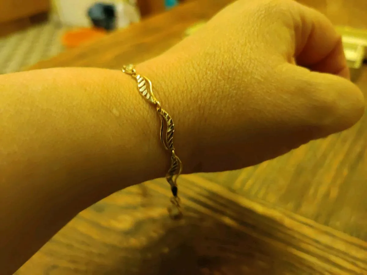 TWO TONE TWIST, 9CT Yellow & White Gold Bracelet ! - Image 4