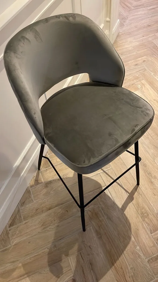 Bar Stools - Image 4