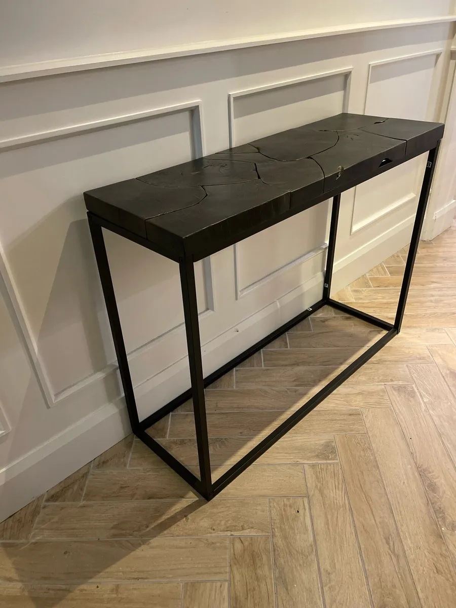 Console Table - Image 1
