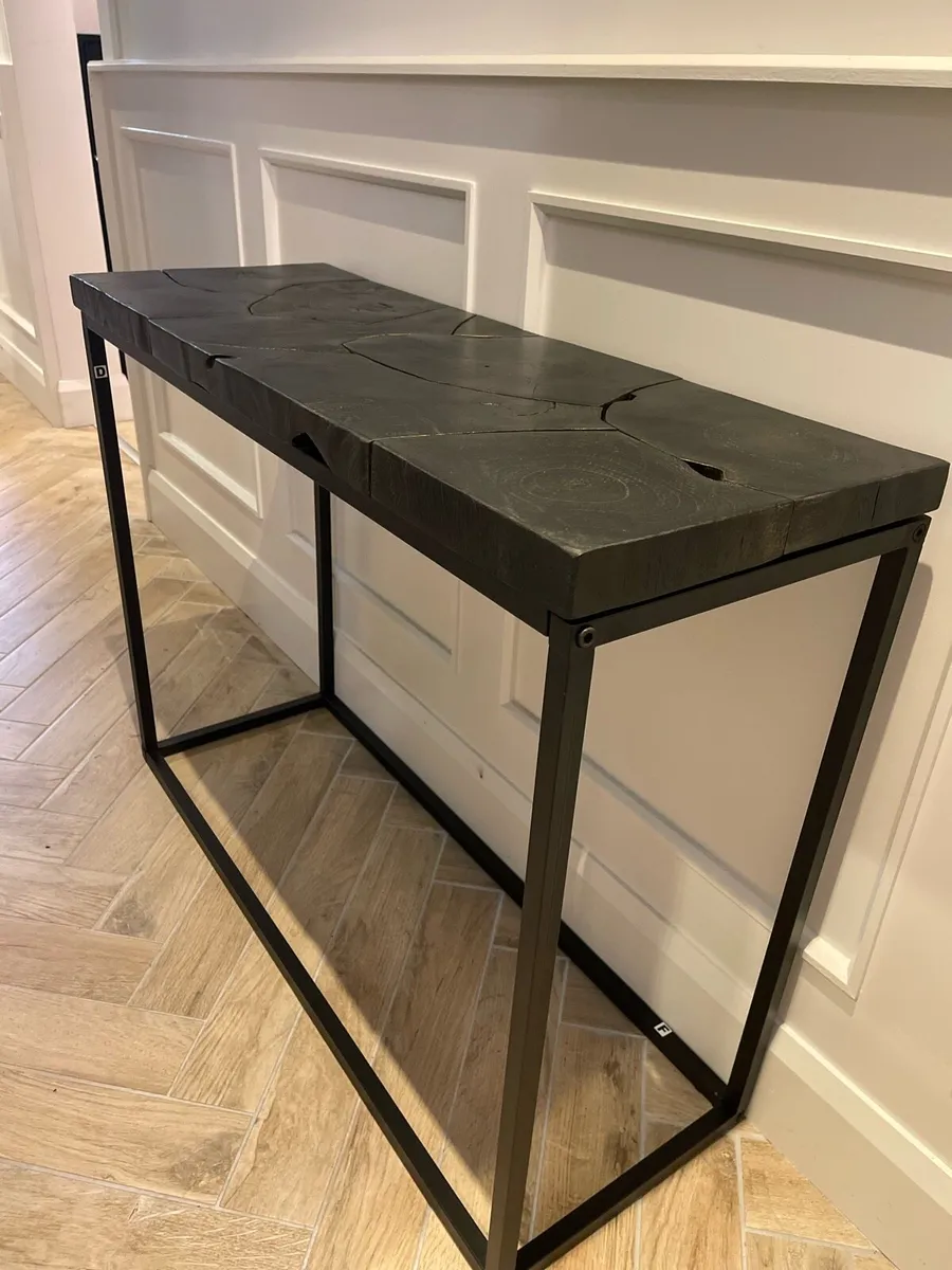 Console Table - Image 3
