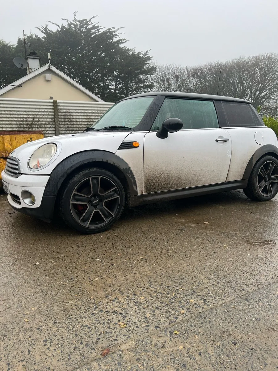 Mini Cooper for breaking - Image 1