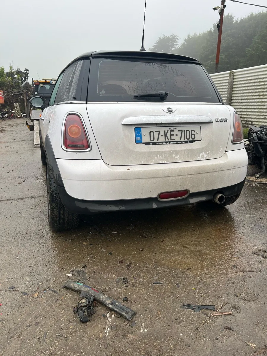 Mini Cooper for breaking - Image 3