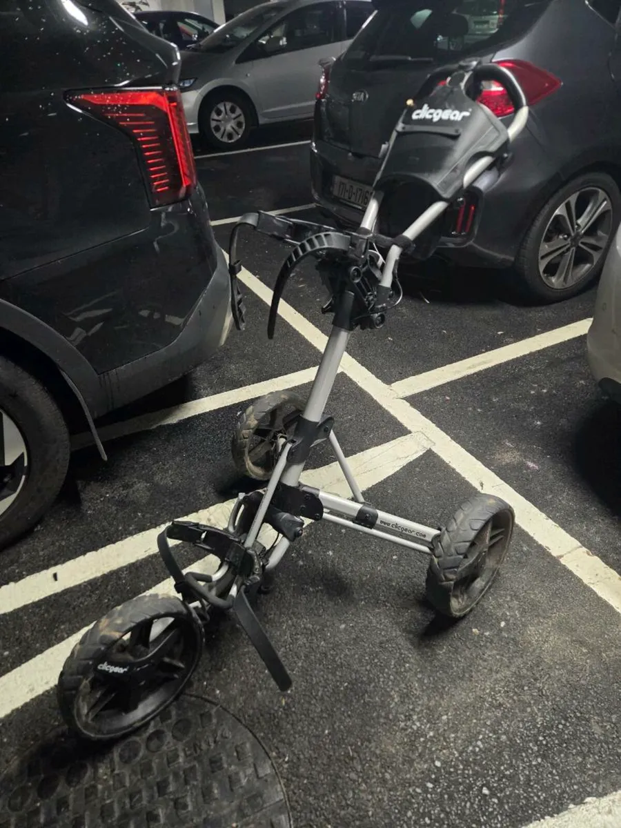 Clicgear Golf Trolley - Image 1