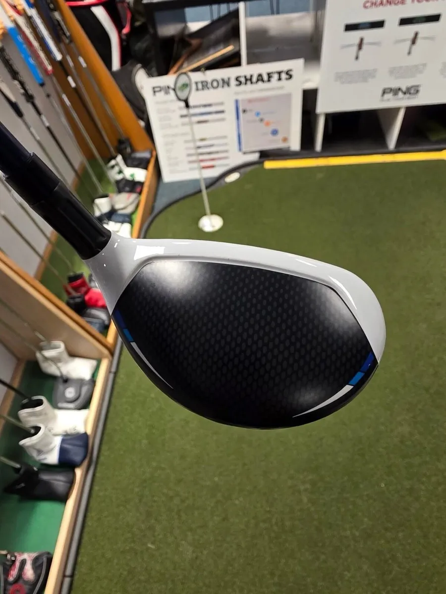Taylormade Sim2 Max 4 Hybrid - Image 3