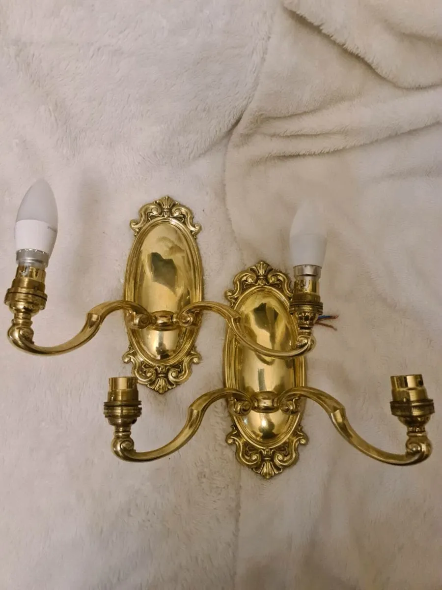 Pair of brass Vintage wall lights - Image 2