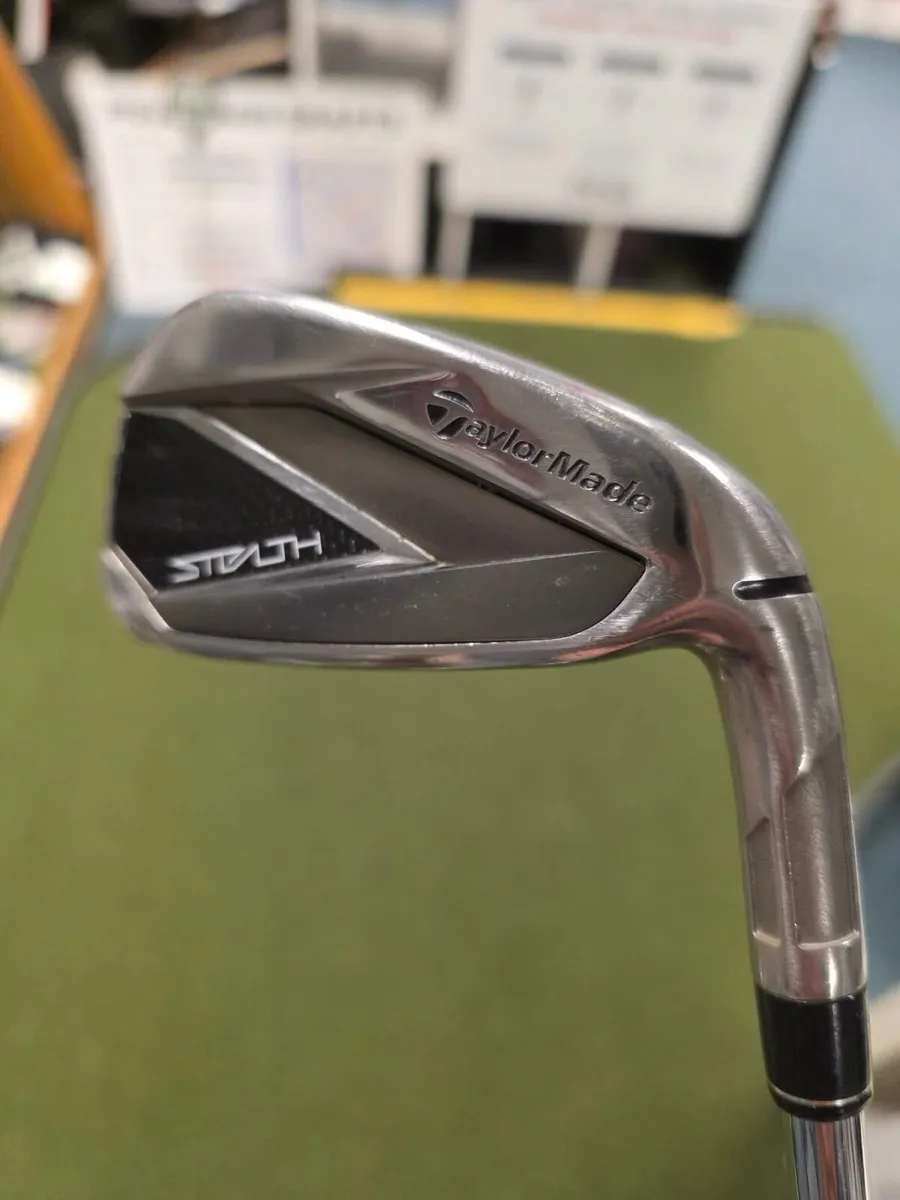 Taylormade Stealth Irons - Image 2