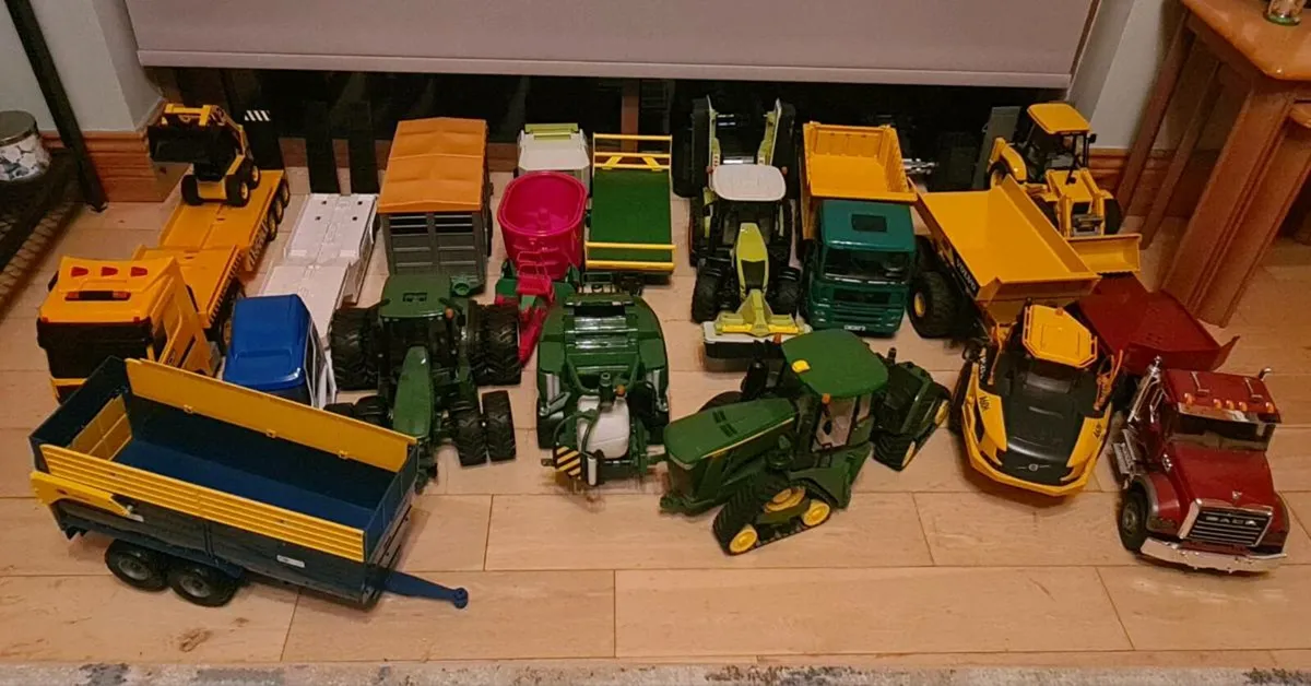 Bruder Toy bundle - Image 1