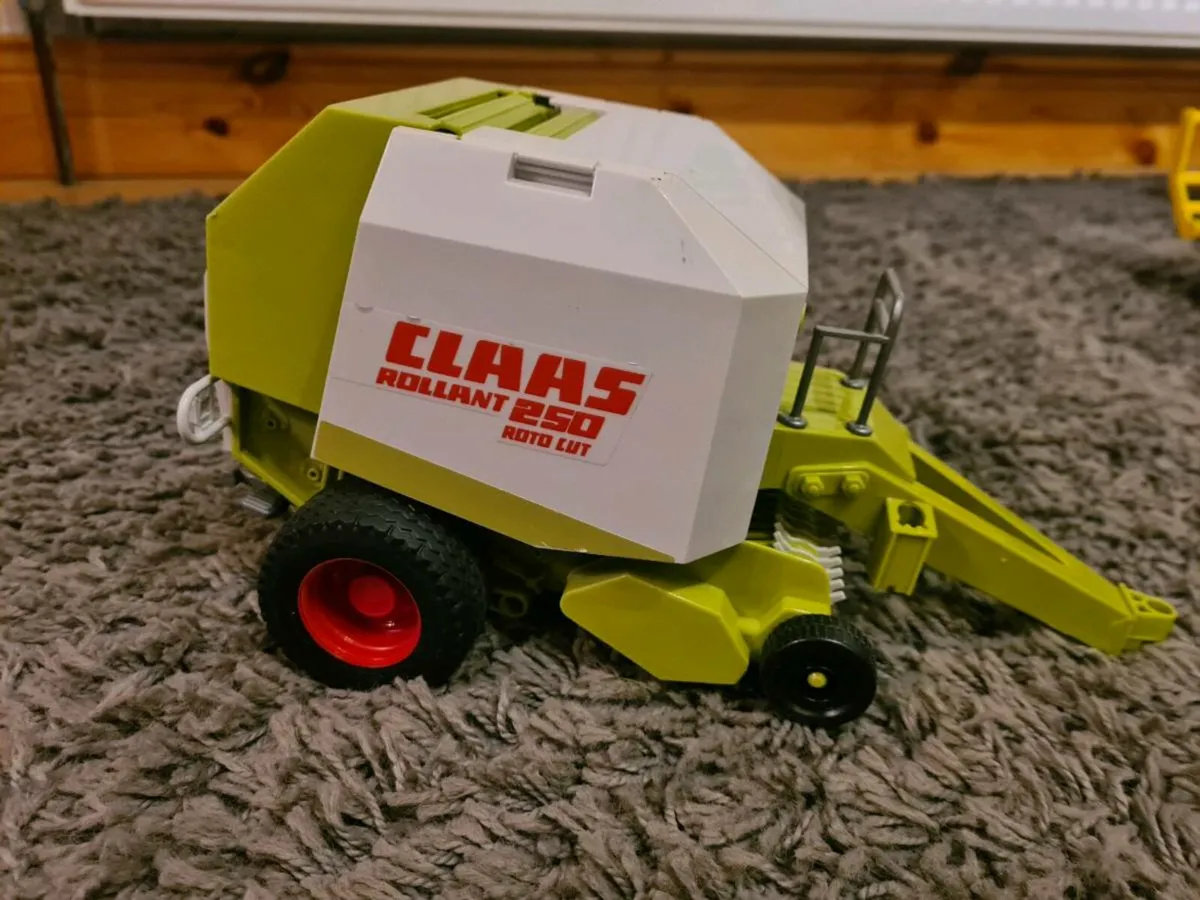 Bruder Toy bundle - Image 3