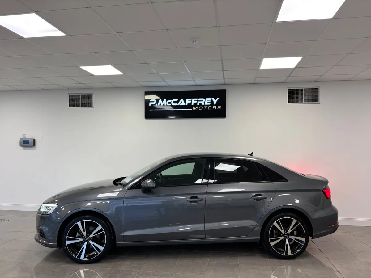 2020 Audi A3 1.4 TFSI AUTO BLACK EDITION STYLING - Image 2