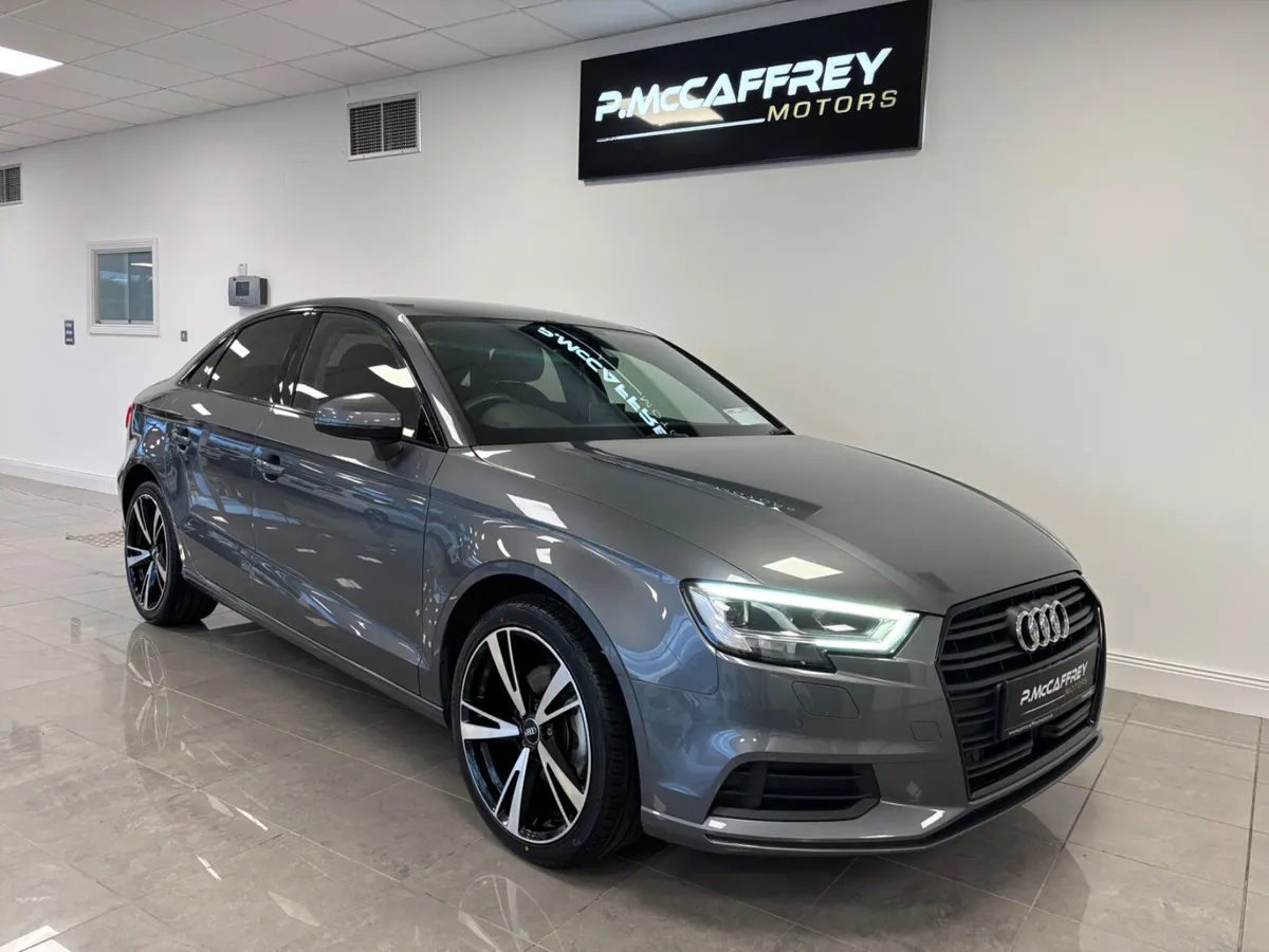 2020 Audi A3 1.4 TFSI AUTO BLACK EDITION STYLING - Image 4