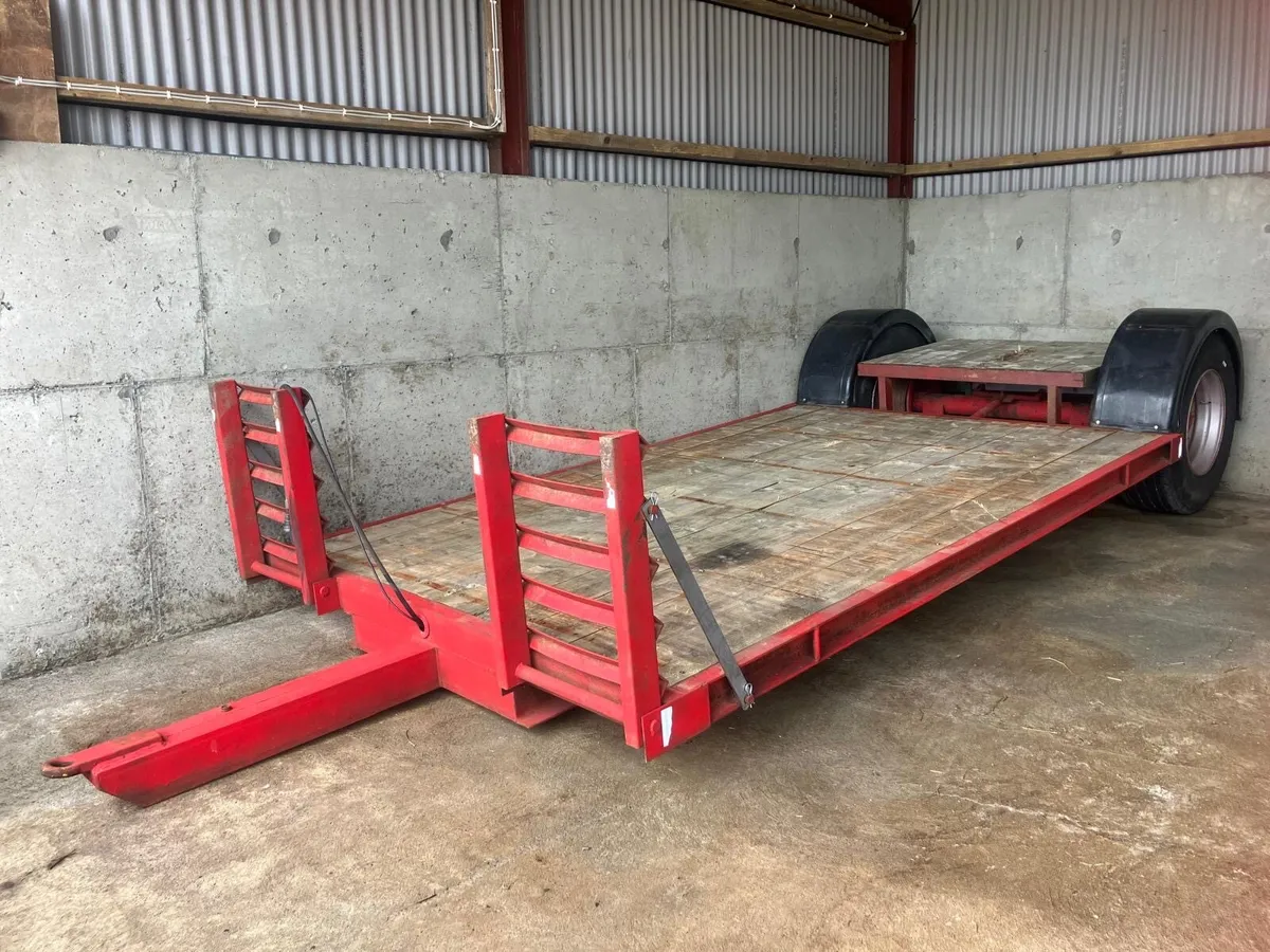 Low loader - Image 2