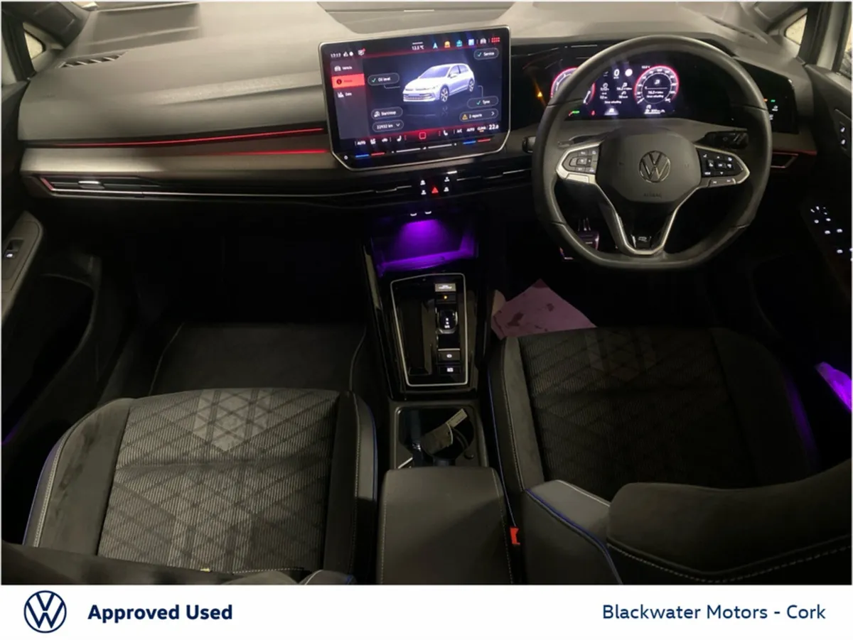 Volkswagen Golf 1.5TSI MHEV 150BHP AUTOMATIC R-LIN - Image 3