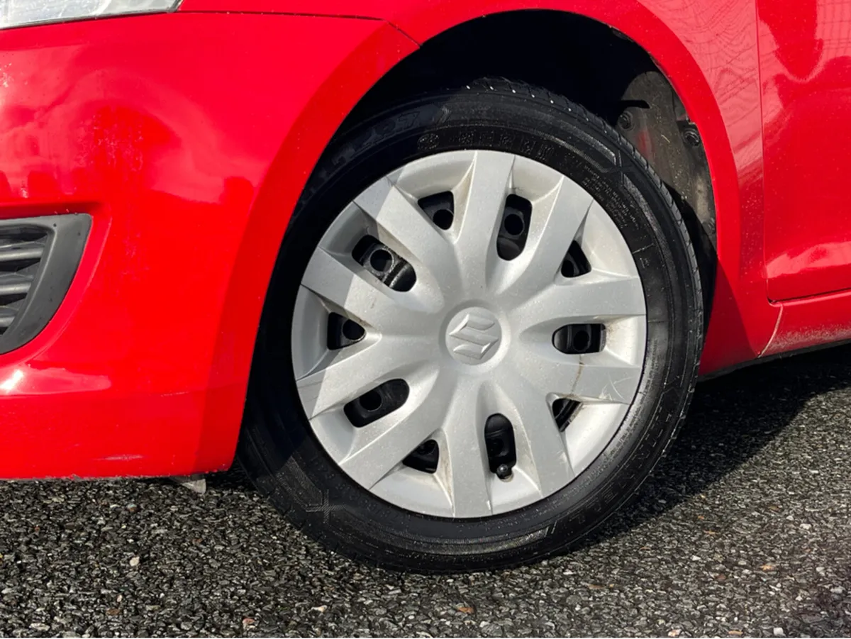 Suzuki Swift 1.2 GL 5DR 4DR - Image 3