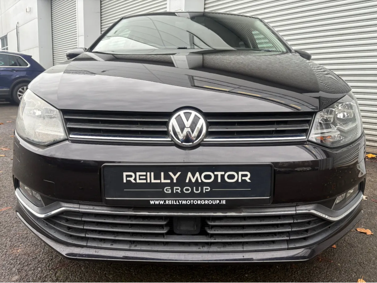 Volkswagen Polo 1.2 PETROL HIGHLINE AUTO **CLASS S - Image 2