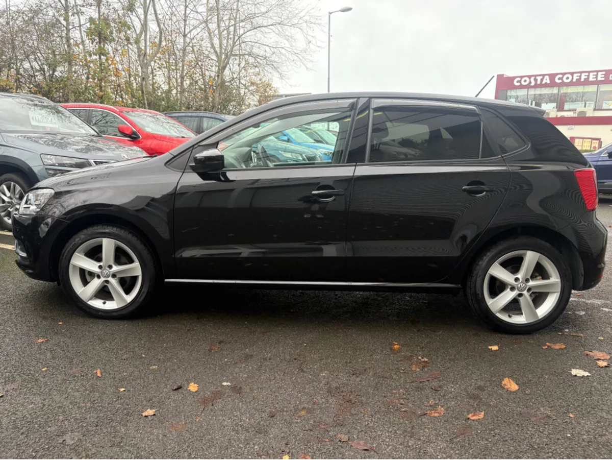 Volkswagen Polo 1.2 PETROL HIGHLINE AUTO **CLASS S - Image 4