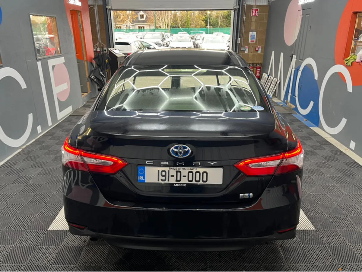 Toyota Camry ONLY €22950! 2019 CAMRY 2.5 HYBRID / - Image 3