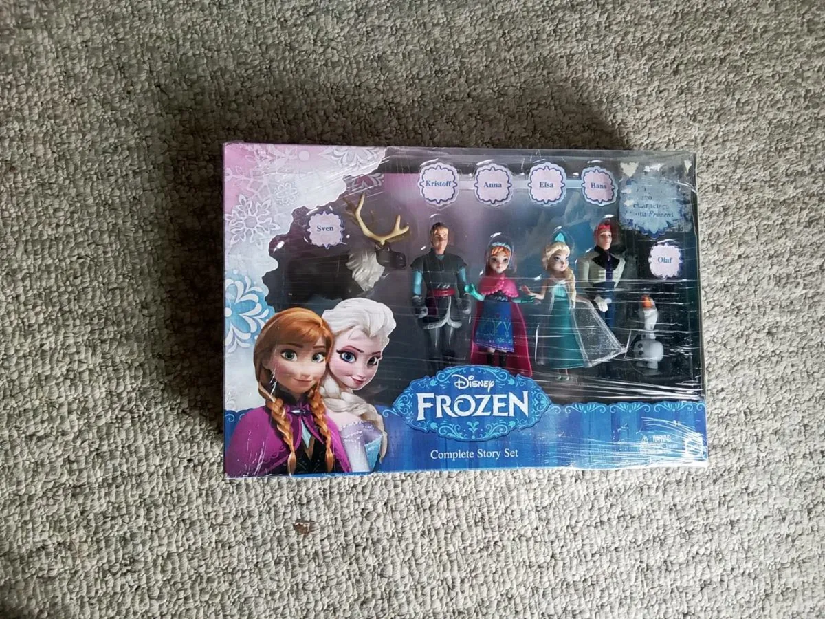 FROZEN The Complete Story Set NEW - Image 1